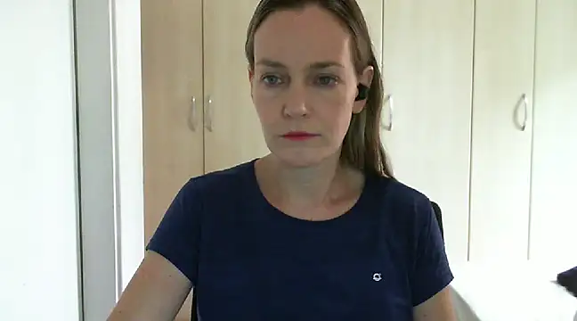 Snapshot of Annylove1 chatting on 03/13/25, 10:47 Annylove1 online show from 03/13/25, 10:47