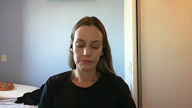 Snapshot of Annylove1 chatting on 09/12/25, 11:54 Annylove1 online show from 09/12/25, 11:54