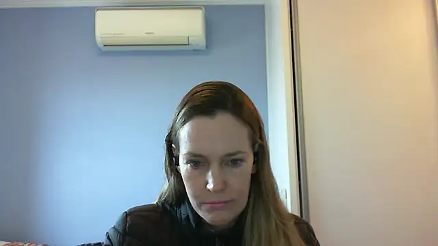 Snapshot of Annylove1 chatting on 09/15/25, 10:48 Annylove1 online show from 09/15/25, 10:48