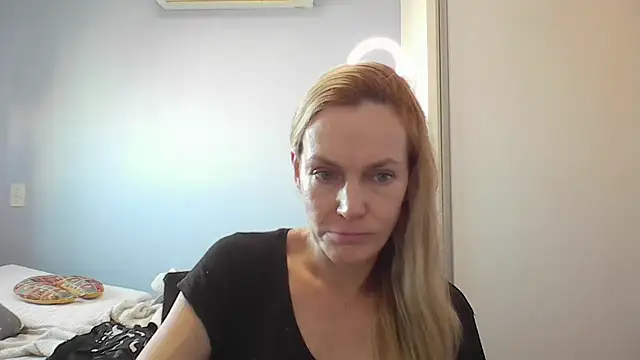 Annylove1 online show from 03/24/26, 10:20