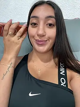 Snapshot of Hannahoff chatting on 02/17/26, 03:14 Hannahoff online show from 02/17/26, 03:14