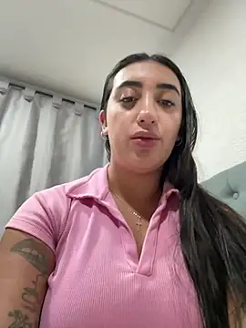 Snapshot of Hannahoff chatting on 03/21/26, 04:06 Hannahoff online show from 03/21/26, 04:06