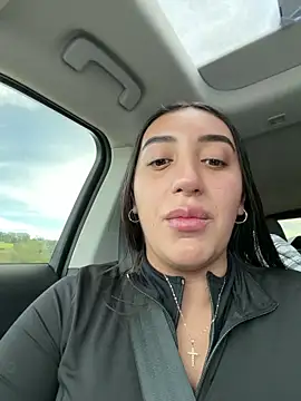 Hannahoff online show from 04/26/26, 12:14