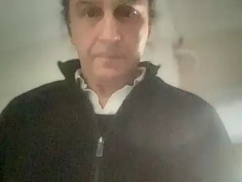 Snapshot of ALPHANDRE chatting on 02/07/26, 09:02 ALPHANDRE online show from 02/07/26, 09:02