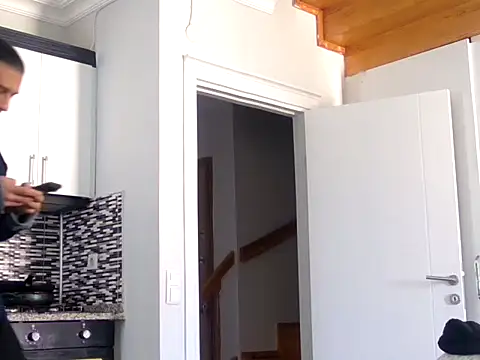 Snapshot of ALPHANDRE chatting on 03/13/26, 07:48 ALPHANDRE online show from 03/13/26, 07:48