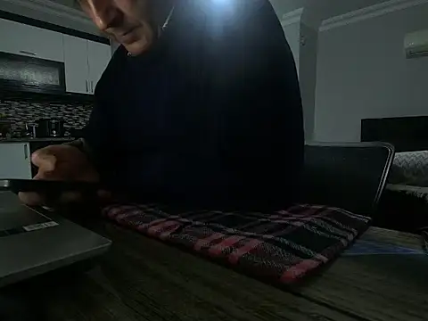 Snapshot of ALPHANDRE chatting on 03/23/26, 06:23 ALPHANDRE online show from 03/23/26, 06:23