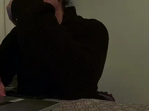 Snapshot of ALPHANDRE chatting on 04/04/26, 07:55 ALPHANDRE online show from 04/04/26, 07:55