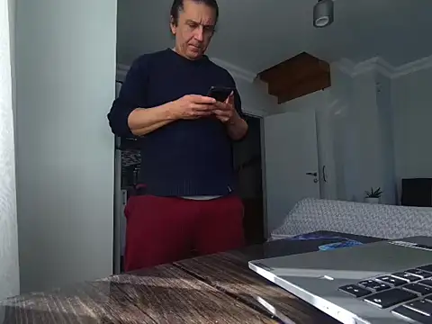 Snapshot of ALPHANDRE chatting on 04/13/26, 06:08 ALPHANDRE online show from 04/13/26, 06:08