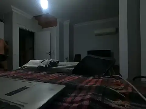 Snapshot of ALPHANDRE chatting on 04/13/26, 06:13 ALPHANDRE online show from 04/13/26, 06:13