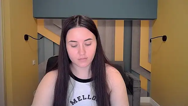 Roxie Bradley online show from 12/06/24, 07:43