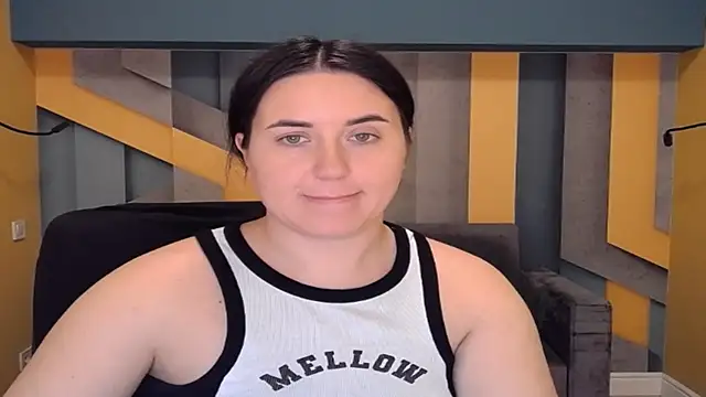 Roxie Bradley online show from 12/06/24, 11:22