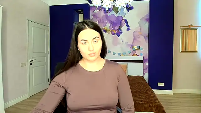 Roxie Bradley online show from 01/14/25, 06:56