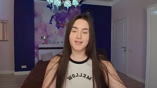 Roxie Bradley online show from 01/15/25, 06:54