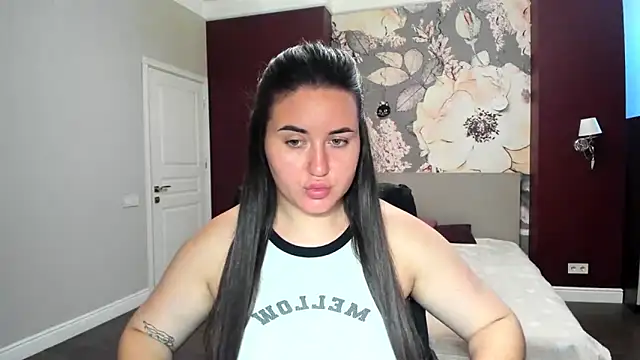 Roxie Bradley online show from 09/11/25, 05:51