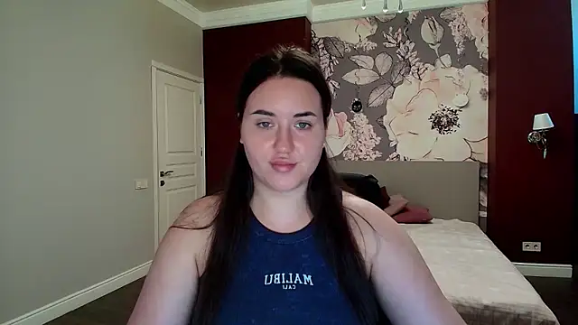 Roxie Bradley online show from 09/23/25, 05:54