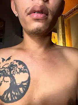 Snapshot of xlovercum chatting on 01/12/26, 06:13 xlovercum online show from 01/12/26, 06:13