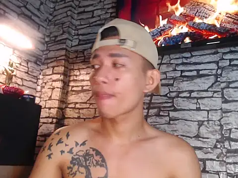 Snapshot of xlovercum chatting on 02/01/26, 12:20 xlovercum online show from 02/01/26, 12:20