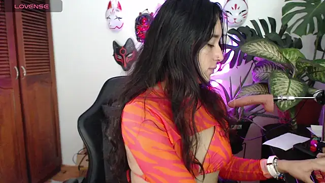 Snapshot of cat_salo chatting on 01/11/25, 11:24 cat salo online show from 01/11/25, 11:24