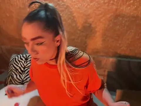 Im sophiie online show from 12/09/24, 06:12