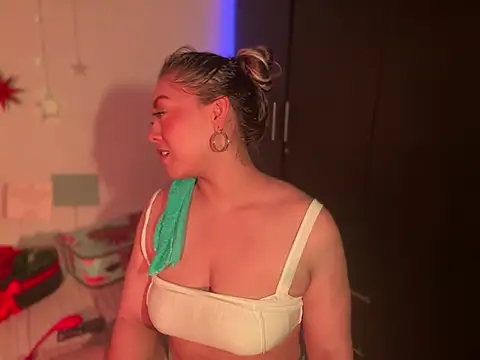 Im sophiie online show from 01/03/25, 08:54