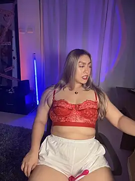 Im sophiie online show from 10/19/25, 06:25