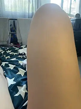 LoveNBloom online show from 06/21/26, 03:58