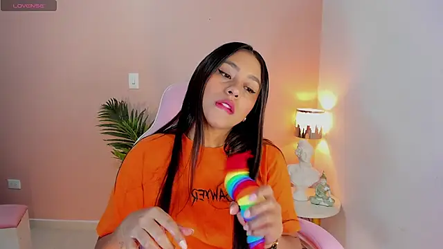 Ciara8 online show from 10/25/25, 12:02