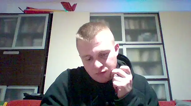 Snapshot of Matttthees chatting on 01/21/25, 12:36 Matttthees online show from 01/21/25, 12:36