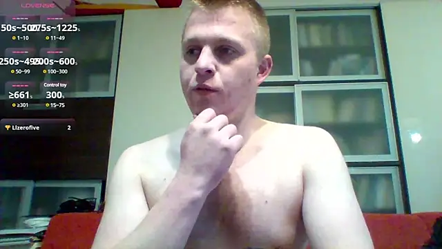 Snapshot of Matttthees chatting on 02/05/25, 03:20 Matttthees online show from 02/05/25, 03:20