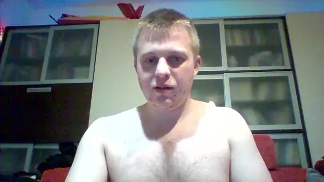 Snapshot of Matttthees chatting on 02/19/25, 11:04 Matttthees online show from 02/19/25, 11:04