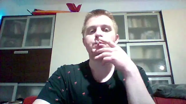 Snapshot of Matttthees chatting on 02/20/25, 09:20 Matttthees online show from 02/20/25, 09:20