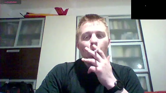 Snapshot of Matttthees chatting on 02/22/25, 08:53 Matttthees online show from 02/22/25, 08:53