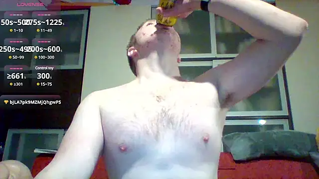 Snapshot of Matttthees chatting on 02/24/25, 01:13 Matttthees online show from 02/24/25, 01:13