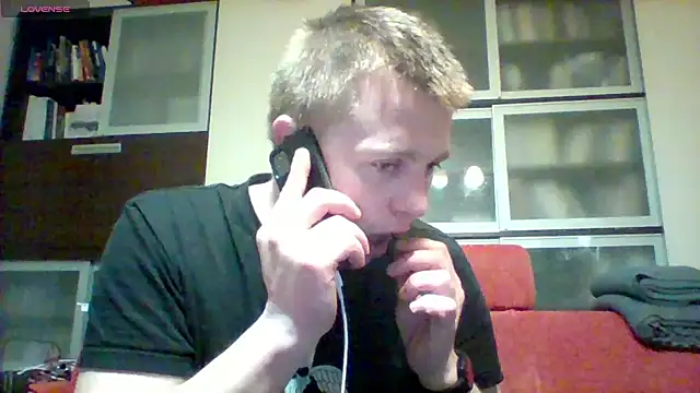 Snapshot of Matttthees chatting on 02/28/25, 07:46 Matttthees online show from 02/28/25, 07:46