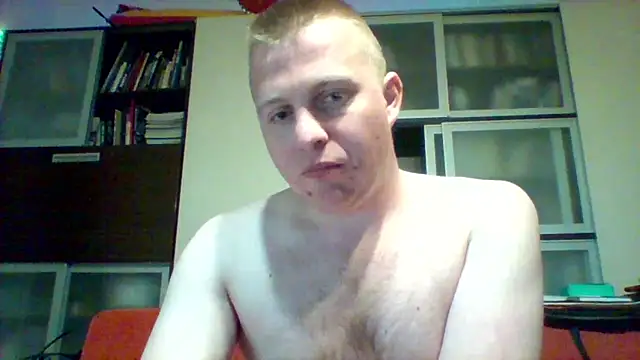 Snapshot of Matttthees chatting on 03/11/25, 03:48 Matttthees online show from 03/11/25, 03:48