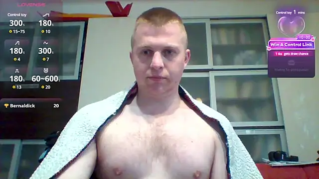 Snapshot of Matttthees chatting on 03/17/25, 08:18 Matttthees online show from 03/17/25, 08:18