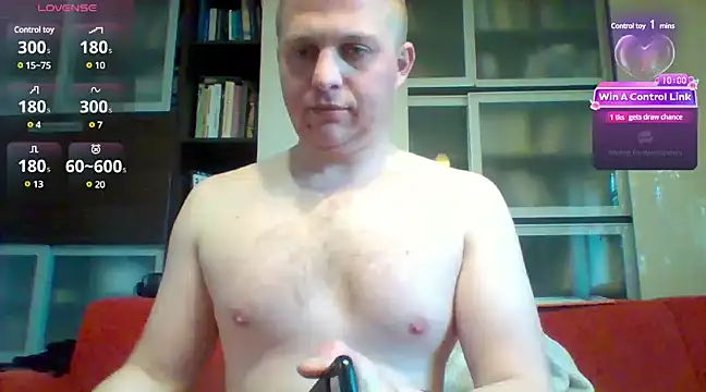 Snapshot of Matttthees chatting on 03/20/25, 06:19 Matttthees online show from 03/20/25, 06:19