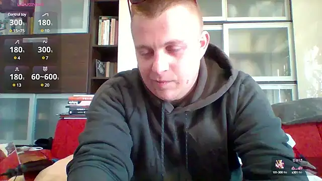 Snapshot of Matttthees chatting on 03/22/25, 07:57 Matttthees online show from 03/22/25, 07:57