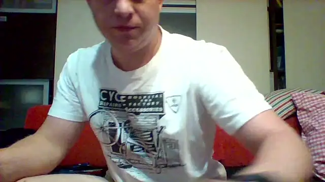 Snapshot of Matttthees chatting on 09/29/25, 06:13 Matttthees online show from 09/29/25, 06:13