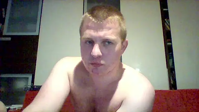 Snapshot of Matttthees chatting on 10/23/25, 06:39 Matttthees online show from 10/23/25, 06:39