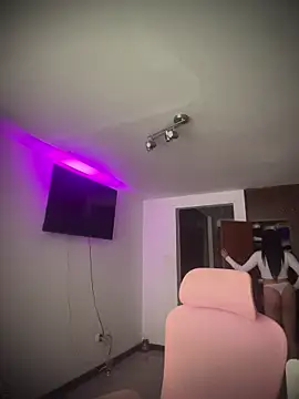 Miaparkerss  online show from 03/17/26, 09:18