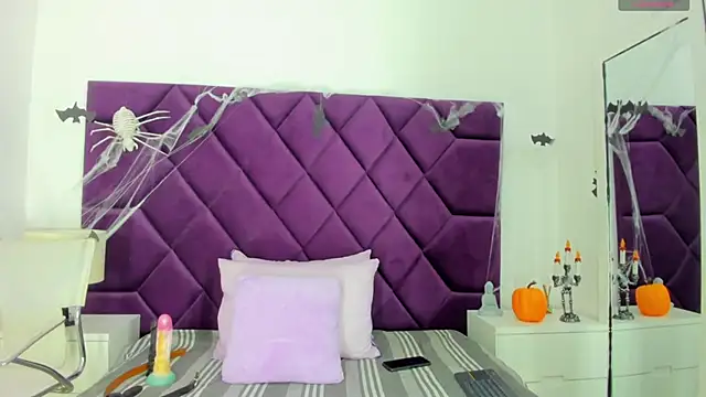 AlmaSean online show from 11/09/25, 03:38