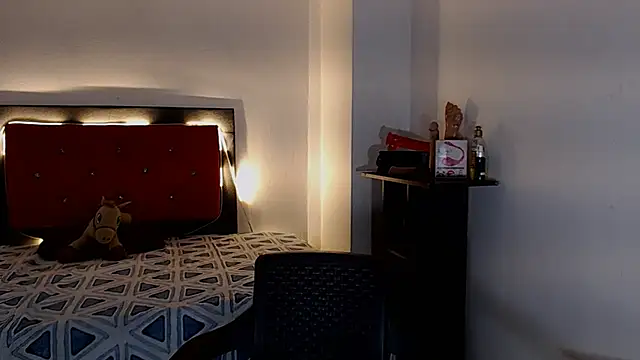 Snapshot of sofiaxdollxxx chatting on 10/06/25, 08:17 sofiaxdollxxx online show from 10/06/25, 08:17