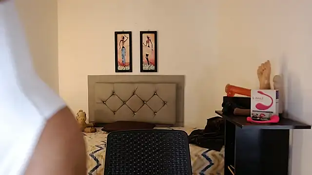 Snapshot of sofiaxdollxxx chatting on 10/14/25, 03:07 sofiaxdollxxx online show from 10/14/25, 03:07