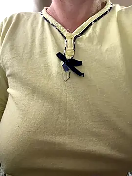 sweetmystery1 online show from 10/13/25, 08:25