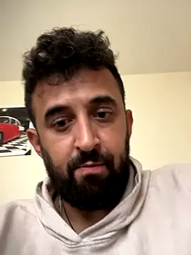 Snapshot of Ca414 chatting on 11/08/25, 12:38 Ca414 online show from 11/08/25, 12:38