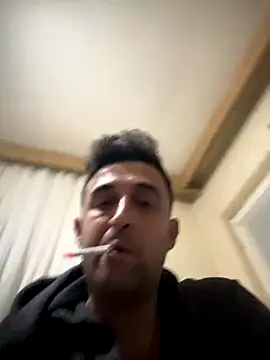 Snapshot of Ca414 chatting on 11/30/25, 12:03 Ca414 online show from 11/30/25, 12:03