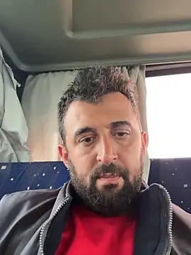 Snapshot of Ca414 chatting on 04/09/26, 09:47 Ca414 online show from 04/09/26, 09:47