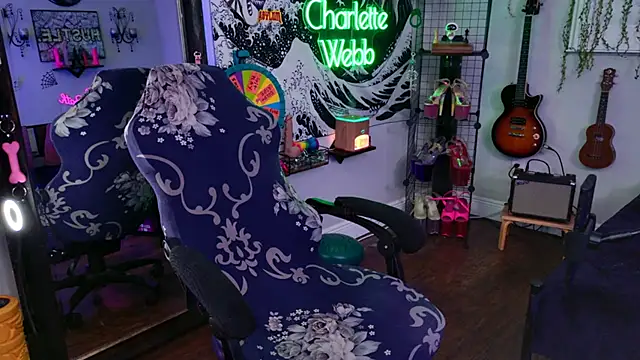 Snapshot of CharletteWebb chatting on 12/11/24, 02:19 CharletteWebb online show from 12/11/24, 02:19