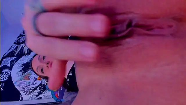 Snapshot of CharletteWebb chatting on 02/03/25, 01:52 CharletteWebb online show from 02/03/25, 01:52